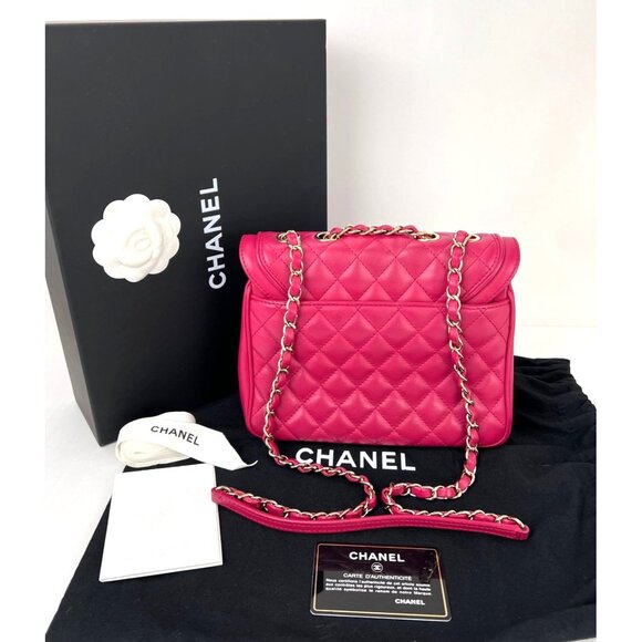 Chanel Lambskin Quilted Lovely Day Medium Pink Flap Crossbody Bag - Picture 2 of 16